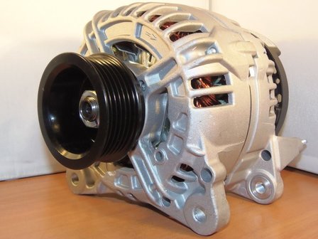 Dynamo 120A VW Transporter T4 en LT nieuw